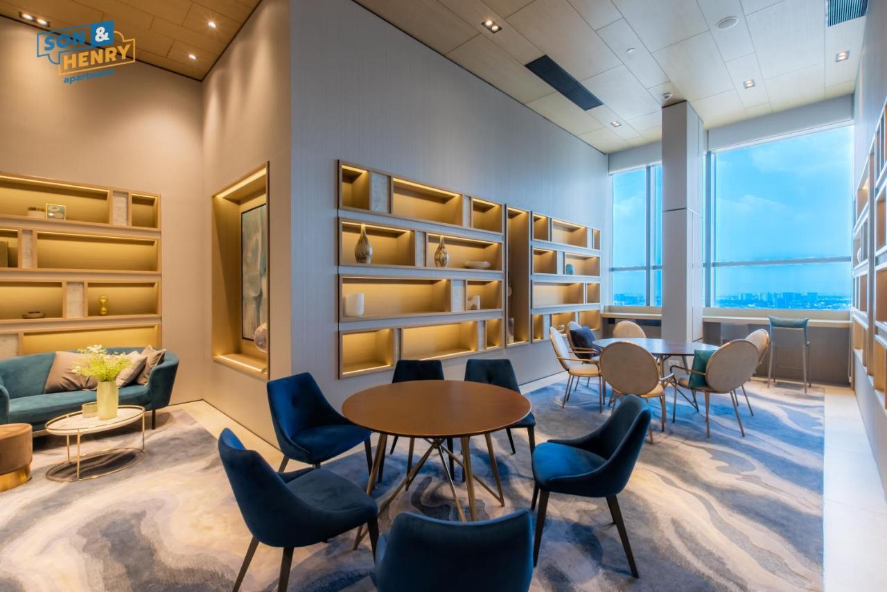 Appartamento Son&Henry The Marq Luxury Thành Pho Ho Chí Minh Esterno foto